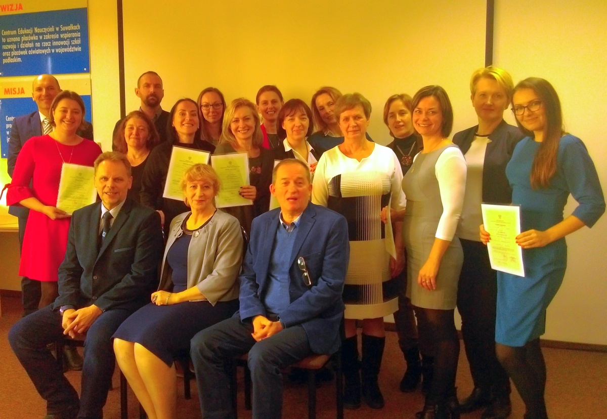 Kurs Kwalifikacyjny Z Zakresu Zarządzania Oświatą Zakończenie kursu kwalifikacyjnego z zakresu zarządzania oświatą w